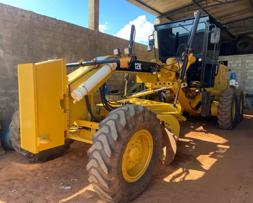Sotreq seminovos CATERPILLAR         12K