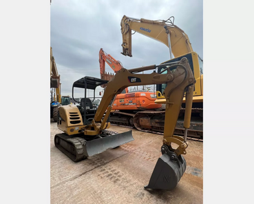 Sotreq seminovos CATERPILLAR         302.5