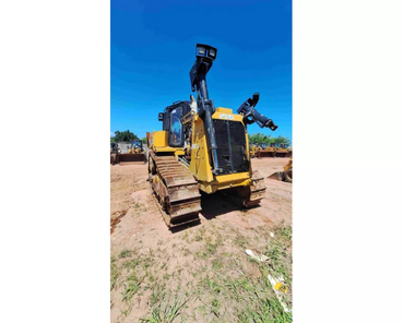Sotreq seminovos CATERPILLAR         D8T
