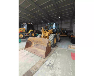 Sotreq seminovos CATERPILLAR         920K